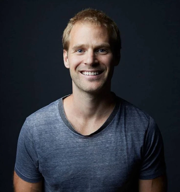 Charlie Goldsmith — Energy & Healing